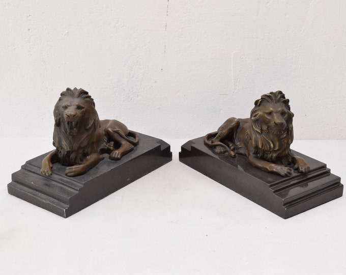 Set Lying Lions Bronze Sculpture on Marble Base - Pair Lion Exclusive Statues - Two Lions Gift Idea - Home and Office Decor - Solid Statues