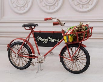 Vintage Metal Christmas Bike Model: Old School Decor
