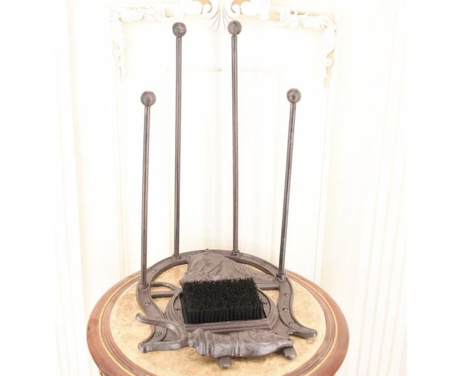 Cast Iron Boot Scraper with Horse – Boot Jack – Shoe Puller Stand – Vintage Entryway Decor