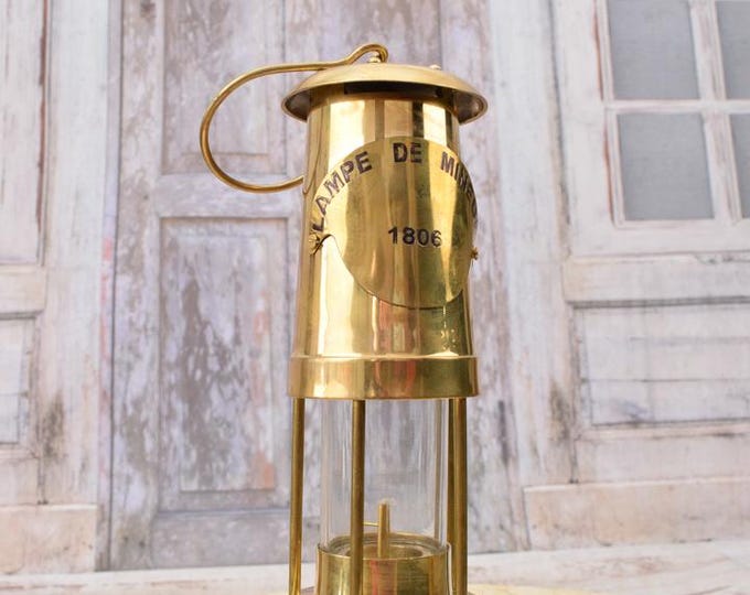 Vintage Lantern - Brass Lantern- Oil Lantern - Mine Lantern - Lantern Centerpiece - Lantern Light - Lampe De Mineur 1806 - Home Decor