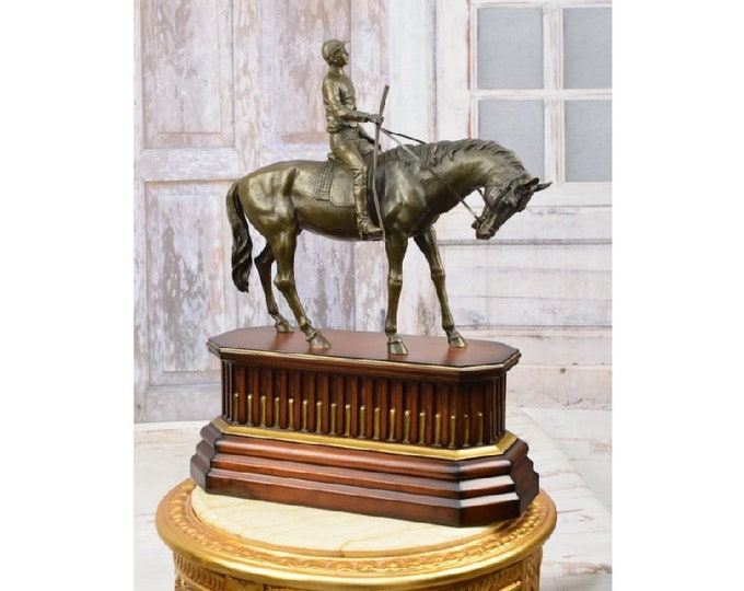 Jockey on Horse Bronze Statue on Wooden Base - Luxury Jockey on Horseback - Exclusive Gift for Horse Rider - Home Decor - Gift Idea