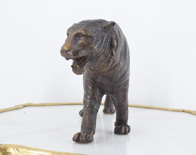 Walking Panther Bronze Statue - Bronze Sculpture Walking Gepard - Vintage Figure - Modern Exclusive Animal Gift Idea - Home Decor