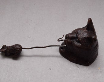 Cast Iron Door Knocker Cat & Mouse - Funny Figurine - Viontage Door Knocker - Door Decor - Home and Garden Decor - Gift Idea Housewarming