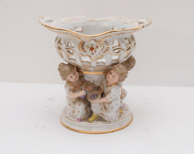 Porcelain Plateau 2 Kids Flower Flowers Ornaments Angel Art Nouveau  Vintage Gift -