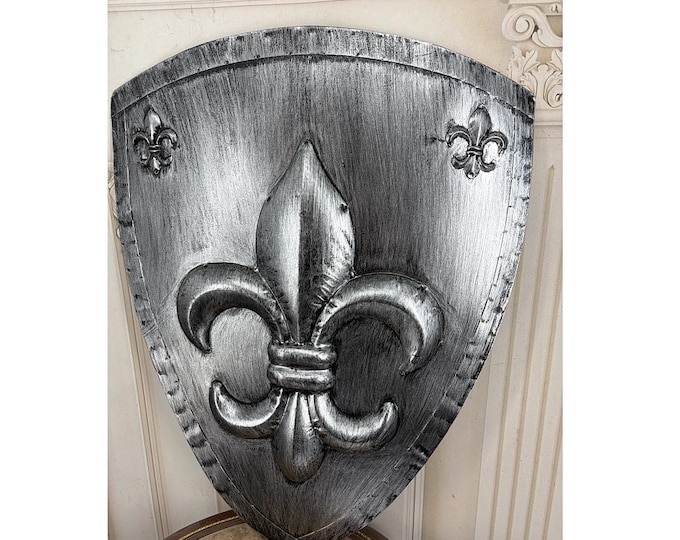 Vintage Knight's Shield: Rustic Metal Wall Decor, Armor Art