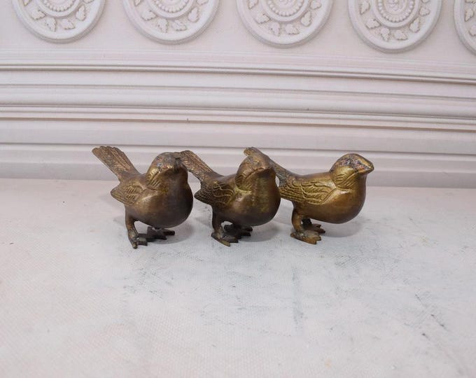 Amazing Three Birds Statues - Sparrow Sculpture - Sparrows Brass - Vintage Figure - Exclusive Gift for Home and Garden