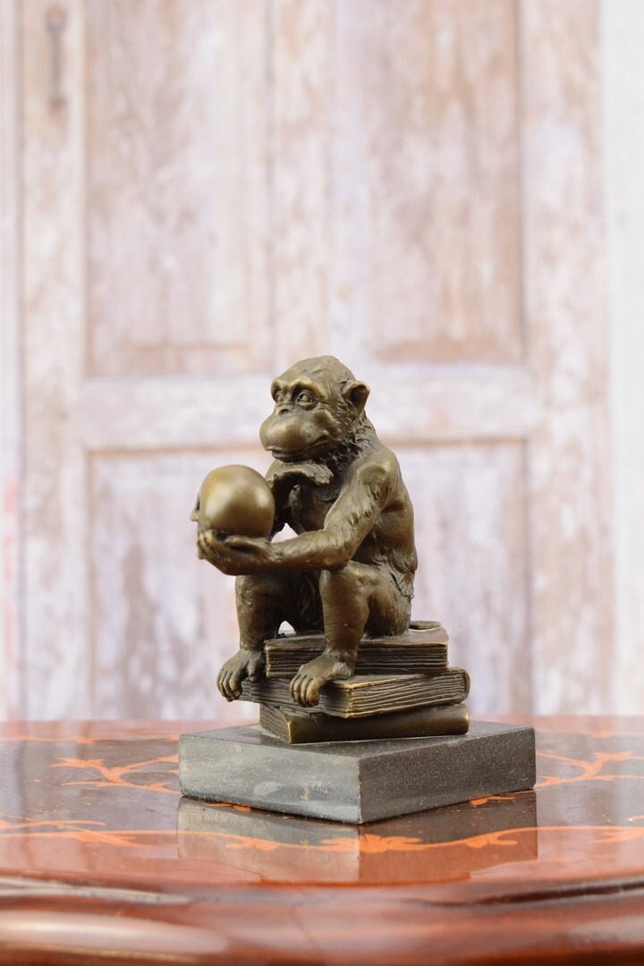Darwin monkey skull - Etsy 日本