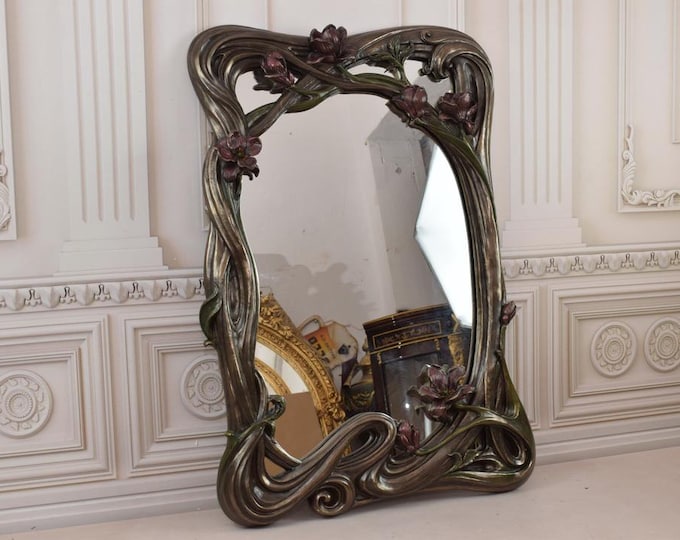 Amazing Mirror - Flowers Design - Art Nouveau Styte - Wall Decor - Wall Art- Crystal Glass - Vintage Mirror - Nice Frame - Home Decor