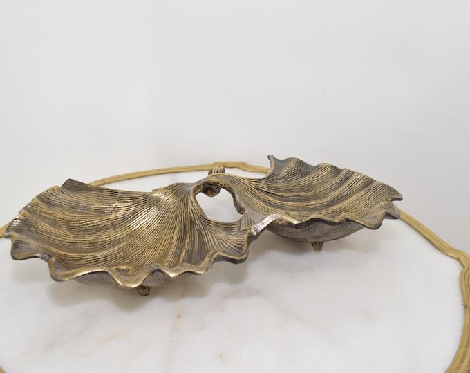 Art Nouveau Style Brass Bowl – Gold Plateau with Leaf Motif – Vintage Decorative Dish – Elegant Gift Idea – Brass Home Decor Centerpiece