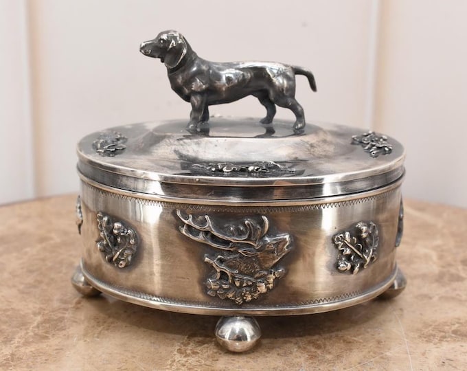 Antique Silver Sugar Box – 84 Silver Imperial Russia – Hunting Dog Decor – Tsarist Era Gift – Daschund Collectible – Unique Home Accent
