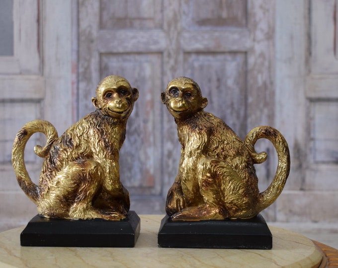 Monkeys Shaped Bookends - Home Decor Figurine of Monkeys - Two Sculptures Set - Library Room Decoration - Gift For Monkey Lover - Gift Idea
