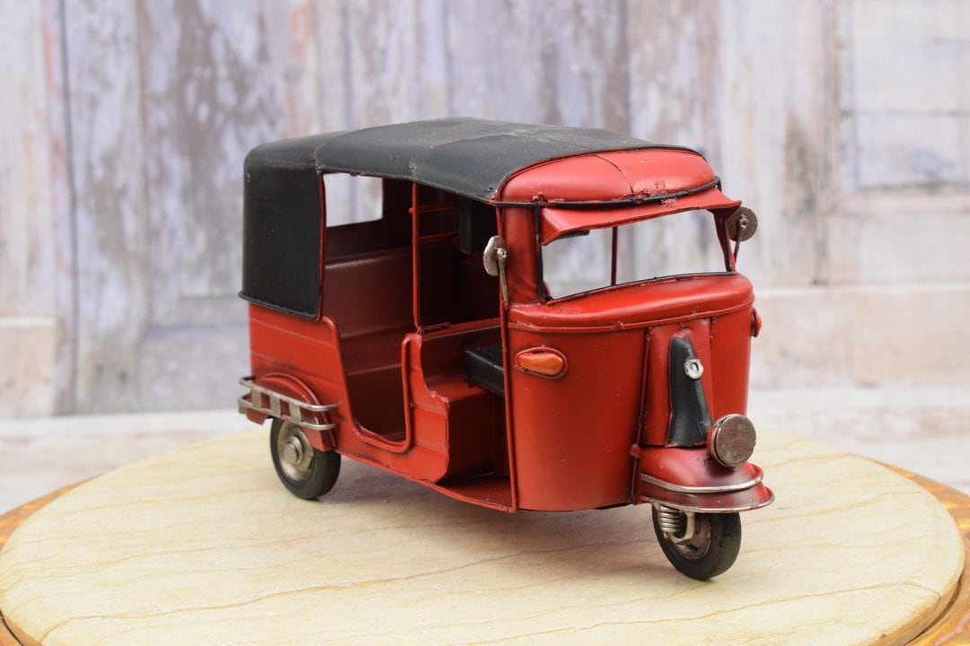 Vintage Red Tuk Tuk Metal Model: Asian Taxi Decor