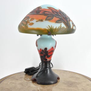 Lampa w stylu Emile&#39;a Gallé&#39;a – Lampa biurkowa z motywami botanicznymi – Szklana lampa stołowa w stylu secesyjnym, prezent w stylu vintage do biura
