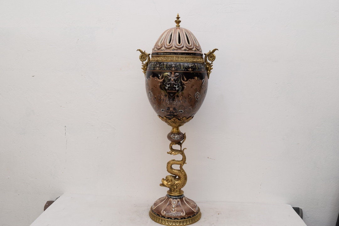 ファベルジェの卵 戴冠式 1897 - CRAFTS DESIGN