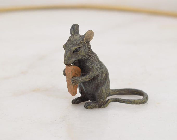Bronze Mouse with Cheese Figurine – Vienna Bronze Rat Sculpture – Vintage Collectible Animal Art – Whimsical Gift Decor