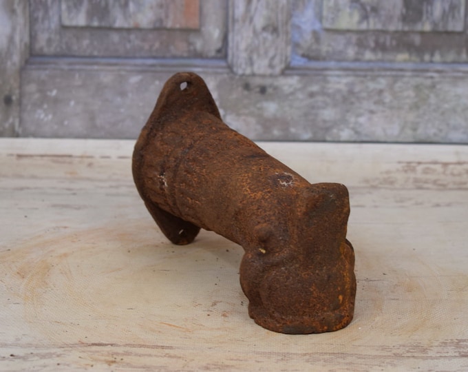 Amazing Cast Iron Fountain Spout - Art Nouveau Rustical Tap - Home and Garden Decoration - Facade Decor - Gift for Garden