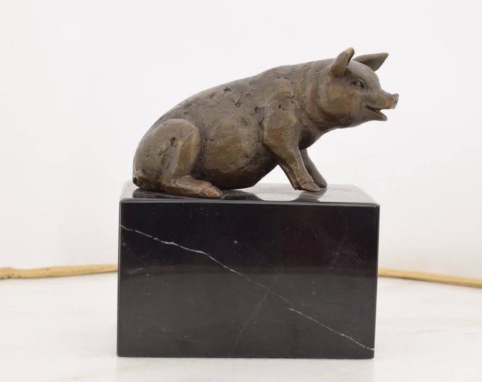 Dignifed Pig Bronze Sculpture - Elegant Sitting Piggy Statue Bronze - Gift Idea for Farmer - Home and Garden Decor - Vintage Figurine