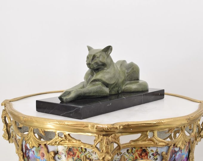 Green Patina Abstract Cat Bronze Figurine on Marble Base – Modernist Sculpture – Artistic Gift Idea – Unique Home Decor