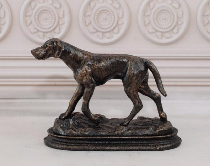 Cast Iron Hunting Dog - Hunter Sculpture - Vintage Dog - Timeless Art Piece for Collectors - Home & Office Decor - Gift Idea for Birthday