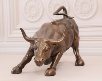 ウォールストリート・ブルのブロンズ像：富の象徴（20 x 31 cm