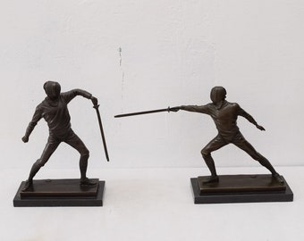 Schwertkämpfer Bronze Statuen auf Marmorsockel - Zwei Bronze Figuren Schwertkämpfer - Elegante Geschenkidee - Wohnkultur - Vintage Skulpturen