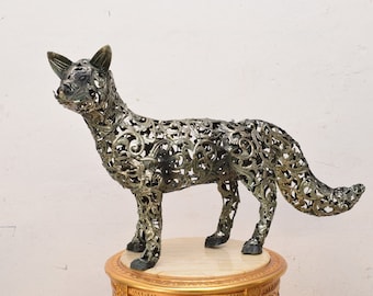 Estatua de zorro de hierro hecha a mano: decoración rústica para jardín (52 x 100 cm)