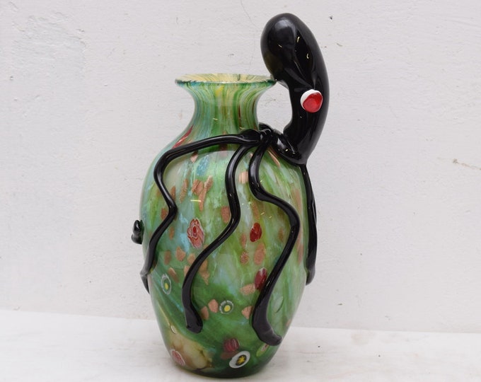 Green vase murano style flower pot - hand made Venetian Glass - octopus on a vase