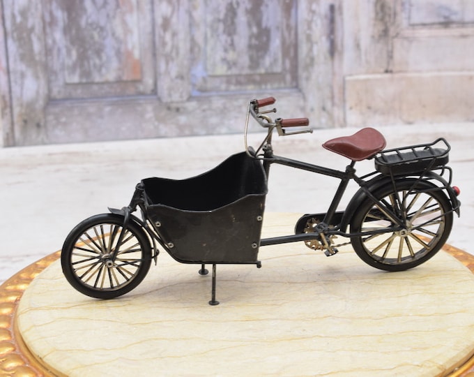 Vintage Black Bicycle - Old Bike Collector Item - Metal Model Bicycle - Toy Gift Idea - Old School Bike - Gift Idea - Home Decor