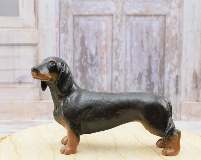 Cast Iron Dachshund Statue - Dog Sculpture - Beautiful Dachshund - Vintage Statue - Home and Garden Decor - Gift Idea
