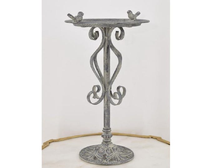 Iron birdbath - Iron Birds Drinker - Fountain Outdoor Gift Vintage Style - Garden Feeder for Birds - Garden Decor - Unique Gift