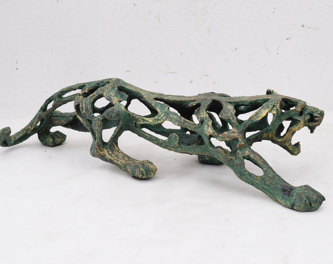 Panther Modernist Figurine - Abstract Statue Tigier - Exclusive Gift to Office -