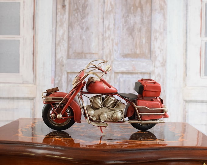 Red Chopper Metal Model - Motorbike Metal Model - Old Motorcycle Model - Vintage Toy- Collector Item - Gift Idea - Home Decor