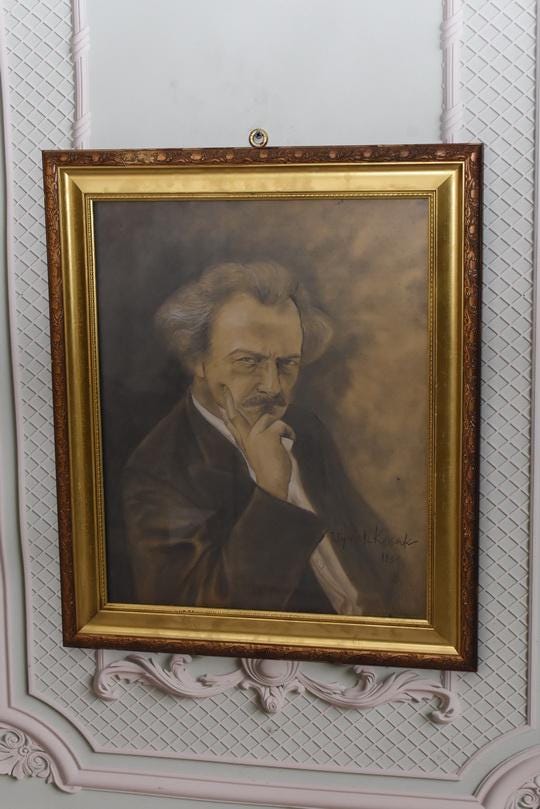 gallery photo