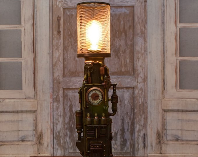Amazing Steampunk Lamp - Battery Desk Lamp - Art Work Lamp - Home Office Decor - Gift Idea
