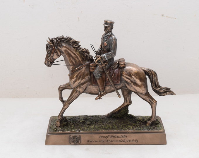 Jozef Pilsudski on Horse - First Marshal of Poland - Polish Patriotic Statue - Exclusive Gift