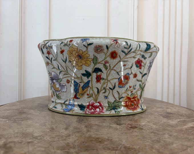 Handmade Floral Porcelain Bowl: Vintage Kitchen Decor