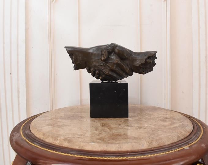 Handshake Hands – Bronze Sculpture – Surreal Style Salvador Dalí Style – Decorative Figurine