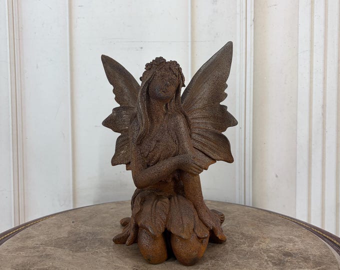 Seated Cast Iron Fairy Figurine – Rustic Thumbelina Garden Statue Ornament
