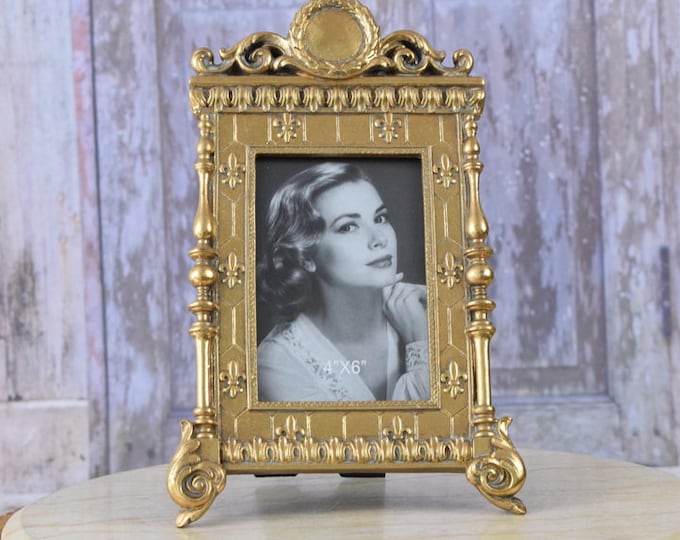 Amazing Gold Photo Frame - Victorian Photo Frame - Wedding Picture Frame - Lavish Wall or Buffet Decor - Home Decoration - Gift Idea