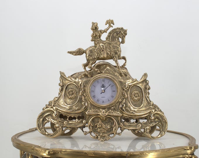 Luxury Brass Table Clock – Hunter on Horse Sculpture – Fireplace Hunting Clock – Exclusive Gift Idea for Collectors & Home Decor
