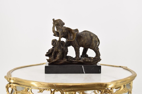 ブロンズ彫刻 象