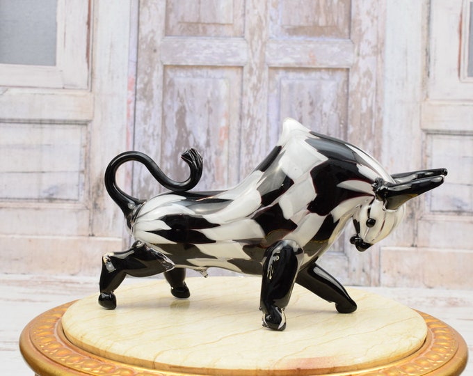 Big Handcrafted Murano Glass Bull Statue - Black and White Bull Sculpture - Italian Sculpture - Home Decor - Art Work Bull