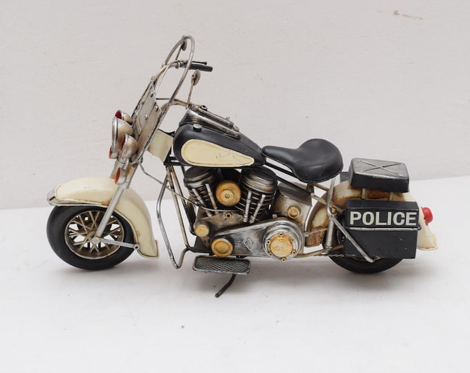 Vintage Black Chooper - Motorbike Police - Motorcycle Old Classic - Metal Model Toy - Motor Gift Idea for Policeman - Old School