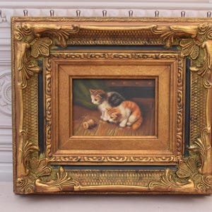 Incroyable tableau deux chats - Tableau chat dans un joli cadre doré - Décoration murale - Idée cadeau pour un anniversaire, un mariage, une pendaison de crémaillère