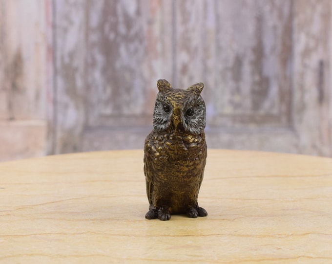 Mini Bronze Owl Figurine – Symbol of Wisdom, Home Decor (2.76" Tall)