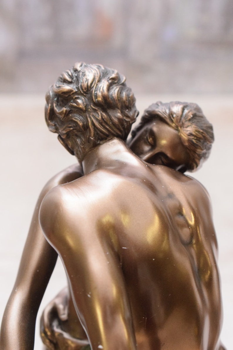 Femme et homme Couple amoureux Câlins dansant Couple d'amoureux Cadeau exclusif pour mariage Statue faite main image 7