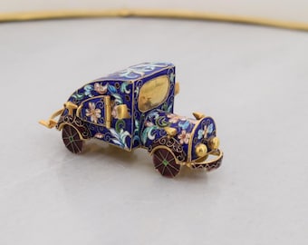 Imperial Russian Silver Car Figurine – Enameled 84 Zolotnik Miniature