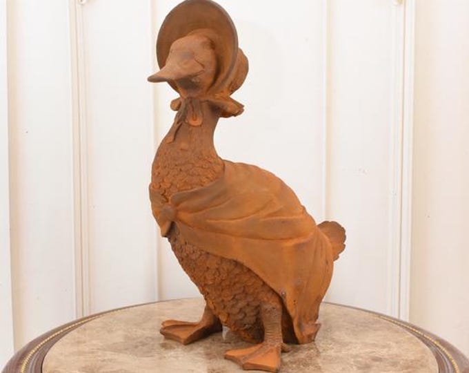 Cast Iron Mother Duck Figurine: Rustic Farmhouse Decor
