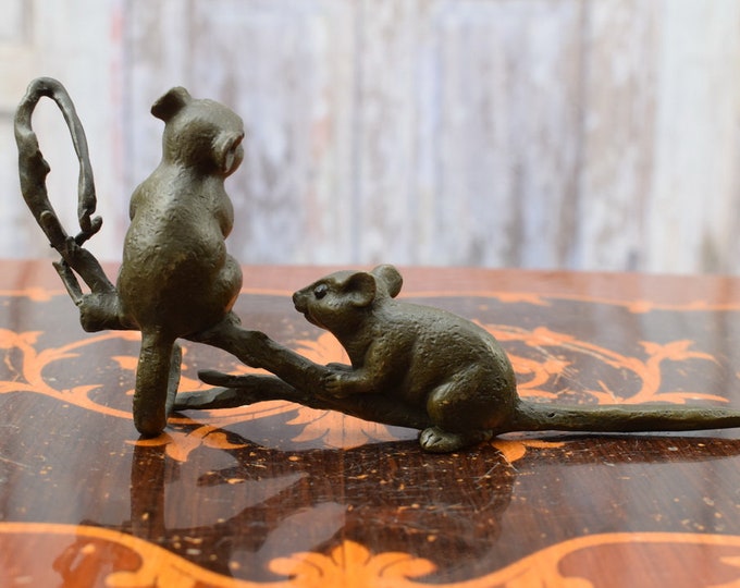 Funny Two Mouses on Branch - Mouses Figurine Statue - Mouse Sculpture - Home Decor - Funny Gift - Vintage Figurine