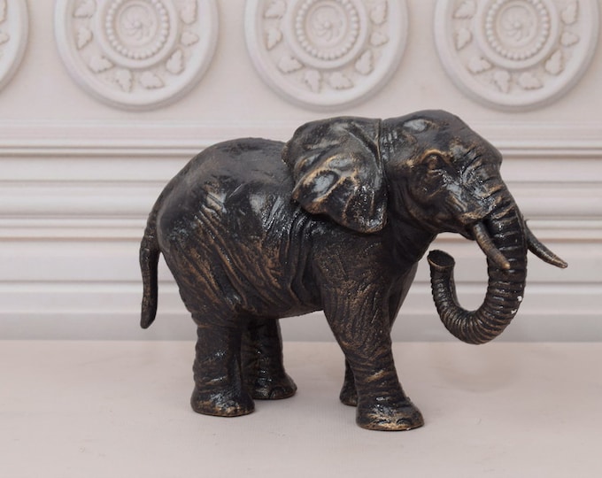 Amazing Cast Iron Elephant -Lock Figurine Animal - Elephant Sculpture - Vintage Cast Iron Statue - Home Decor - Gift Idea